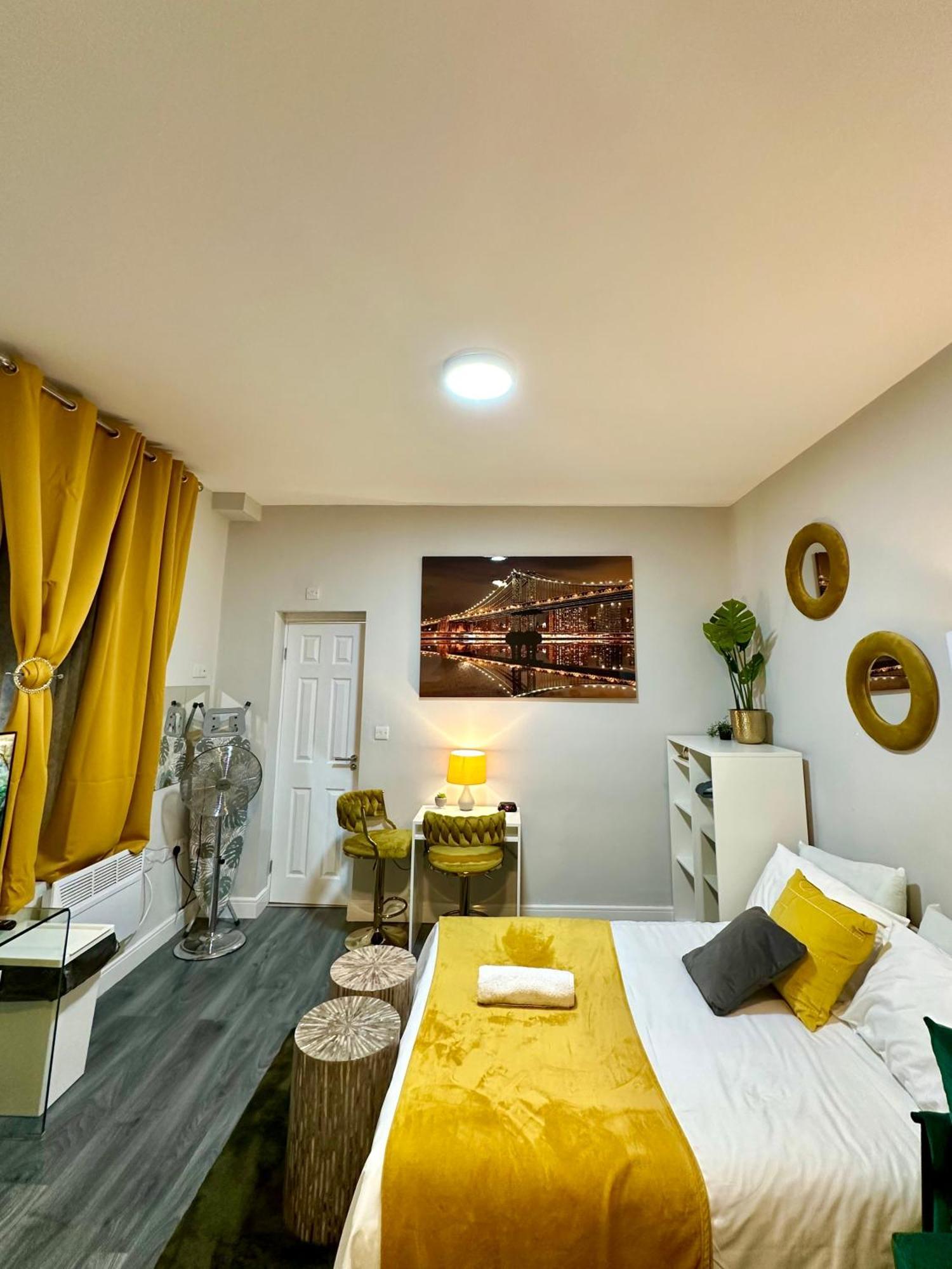 Private Luxurious City Studio-Daily,Weekly,Monthly Birmingham Ngoại thất bức ảnh